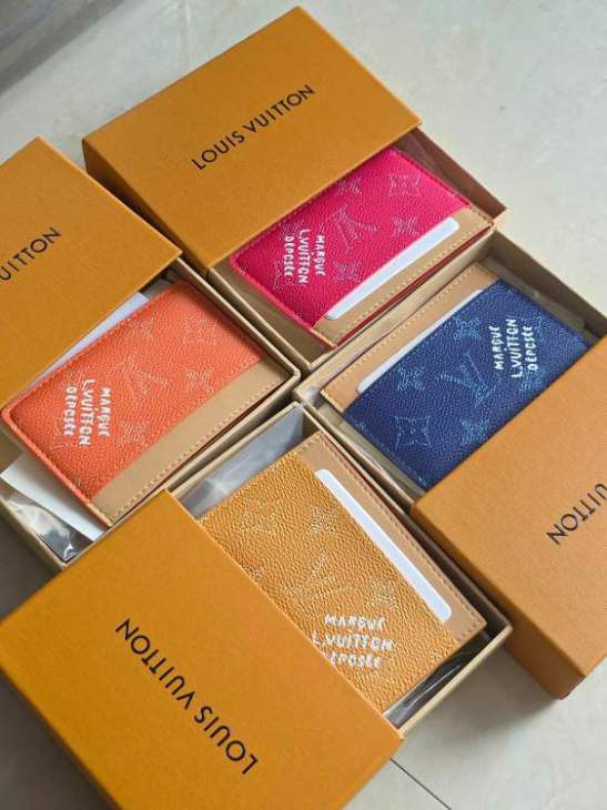 Picture of Louis Vuitton Wallets _SKUfw216012048fw